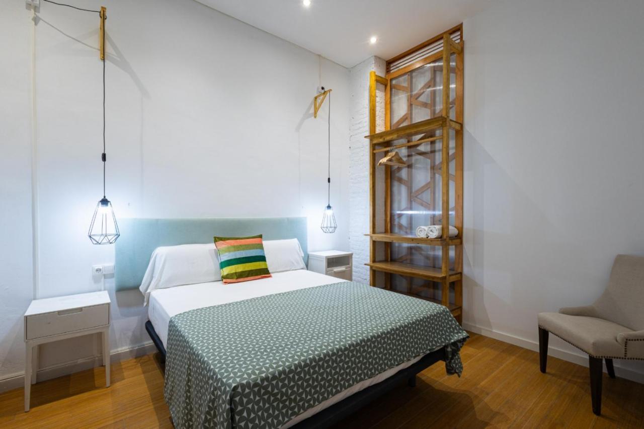 Florit Flats - The Vella Apartment Valencia Exterior photo